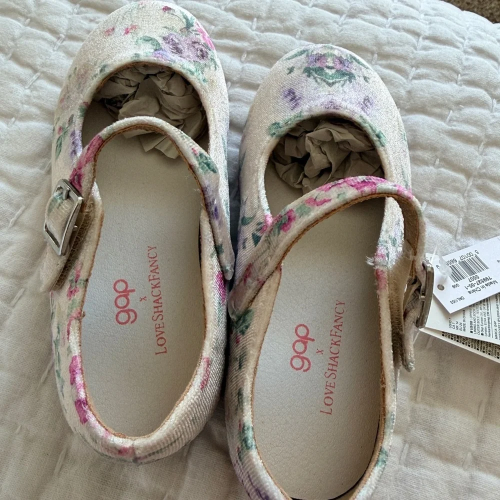 GAP x LoveShackFancy Toddler Girl 7 Mary Jane Floral Shoes NWT
